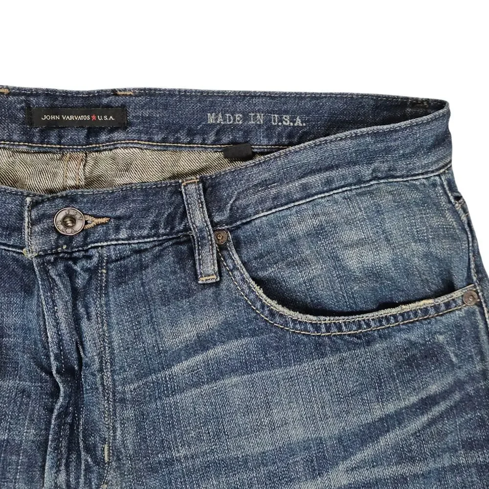 NWT John Varvatos Jeans Mens Size 38 Bowery Slim Straight Leg Casual Medium Wash